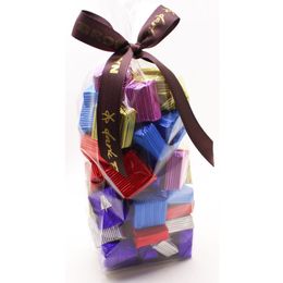 Dark Brown 1 kg Bayram Çikolatası Fındık Parçacıklı Sargılı Kare Çikolata