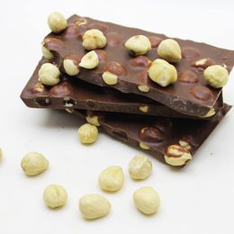 Dark Brown 250 gr Fındıklı Sütlü Beyoğlu Çikolatası