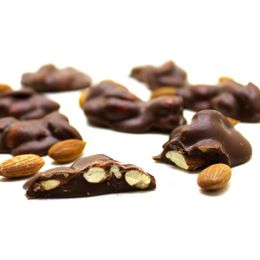 Dark Brown 500 gr Kayısı Çekirdekli Sütlü Roche Çikolatası