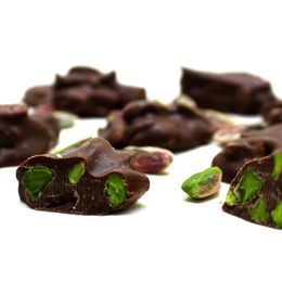 Dark Brown Antep Fıstıklı 250 gr Sütlü Roche Çikolatası