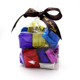 Dark Brown Chocolates & Confections 500 gr Fındık Parçacıklı Sargılı Kare Bayram Çikolatası