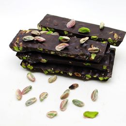 Dark Brown Chocolates & Confections 750 gr Antep Fıstıklı Bitter Kırma Beyoğlu Çikolatası