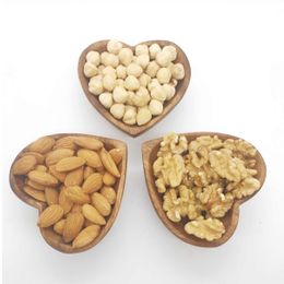 Dilşeker 2.25 kg Çiğ Badem + Ceviz İçi + Fındık 3'lü Karışık Kuruyemiş