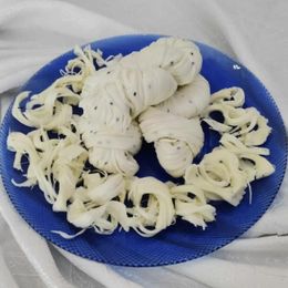 Doğal Çiftlik Ürünleri 5 kg Doğal Salamura Çörek Otlu Örgü Köy Peyniri