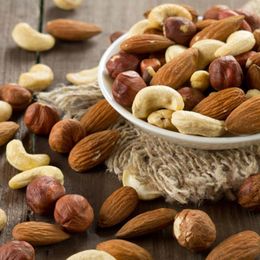 Fıstık Yeşili 1 kg Çiğ Lüx Karışık Kuruyemiş