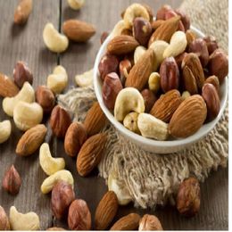 Fıstık Yeşili 1 kg Çiğ Lüx Karışık Kuruyemiş
