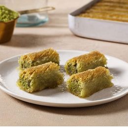 Güllüoğlu 1 kg Fıstıklı Burma Kadayıf
