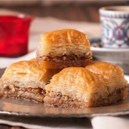 Güllüoğlu 250 gr Cevizli Baklava