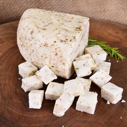 Gurmepark 250 gr Balıkesir Kekikli Sepet Peyniri