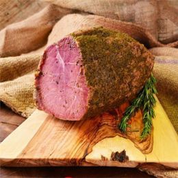 Gurmepark 500 gr Karabiberli Az Yağlı Katkısız Roastbeef Tütsülenmiş Dana Füme Et