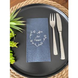 Kidspartim 16'lı Gümüş Yaldızlı Siyah Kalp Çelenk Just Engaged Peçete