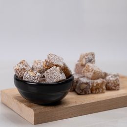 Leblebi Çarşısı 1 kg Ballı Bademli Lokum