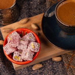 Leblebi Çarşısı 500 gr Narlı Antep Fıstıklı Lokum