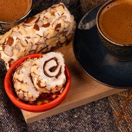 Leblebi Çarşısı 750 gr File Badem Kaplı Çikolatalı Lokum
