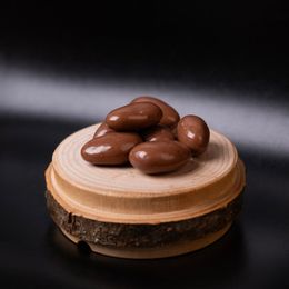 Leblebi Çarşısı 750 gr Sütlü Çikolatalı Badem