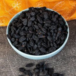 Nefisso 1 kg Çekirdeksiz Özbek Kan Üzümü