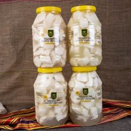 Nefisso 4x2,5 kg Antep İnek Az Tuzlu Salamura Peynir