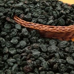 Nizip Pazarı 1 kg Kara Üzüm