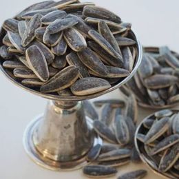 Ticaret Denizi 1.75 kg İri Boy Elek Üstü İnegöl Yerli Kavrulmuş Tuzsuz Dakota Siyah Ay Çekirdeği