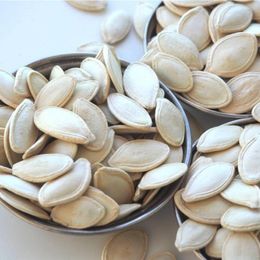Ticaret Denizi 1350 gr Tuzsuz Elek Üstü İri Boy Yerli Nevşehir Lüx Çiğ Kabak Çekirdeği