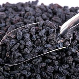 Ticaret Denizi 400 gr Çekirdeksiz Yumuşak Yeni Mahsül Taze Siyah Üzüm