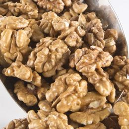 Ticaret Denizi 500 gr Kelebek Yerli Tokat Niksar Günlük Taze Beyaz Elek Üstü Ceviz İçi