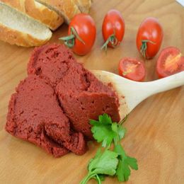 Yalçınkaya 5 kg Özel Yapım Çok Az Tuzlu Balıkesir Ev Domates Salçası