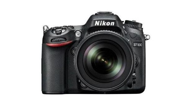 Nikon D7500